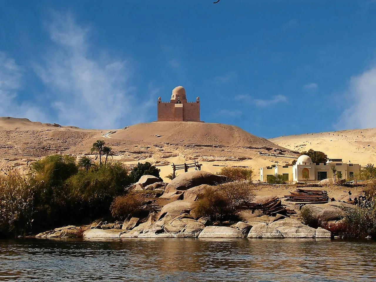 Explore ASWAN: Iconic Sites and Cultural Heritage